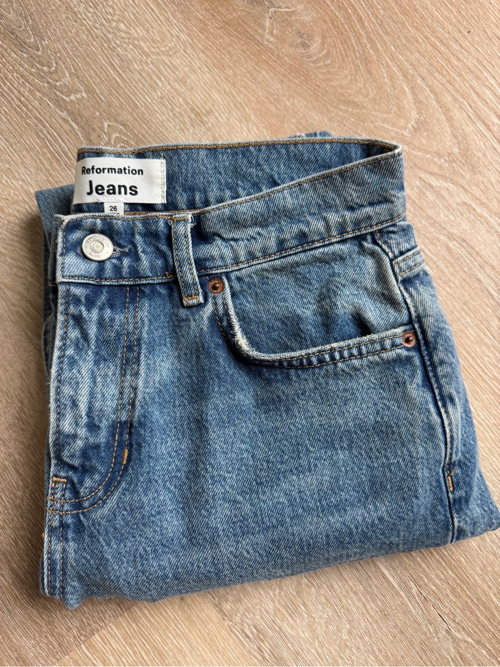 Reformation Jeans addison low rise relaxed 26 maldives wash - Picture 3 of 7